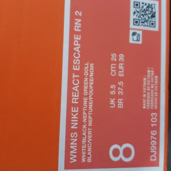 New Nike React Escape White Running Sneakers Womens 8 Athletic Gym Workout Shoes - Picture 9 of 9